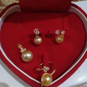 Set Mutiara Air Laut